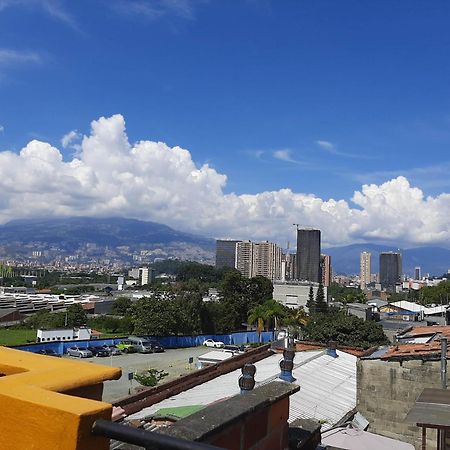 Poblado Guest House 麦德林 外观 照片