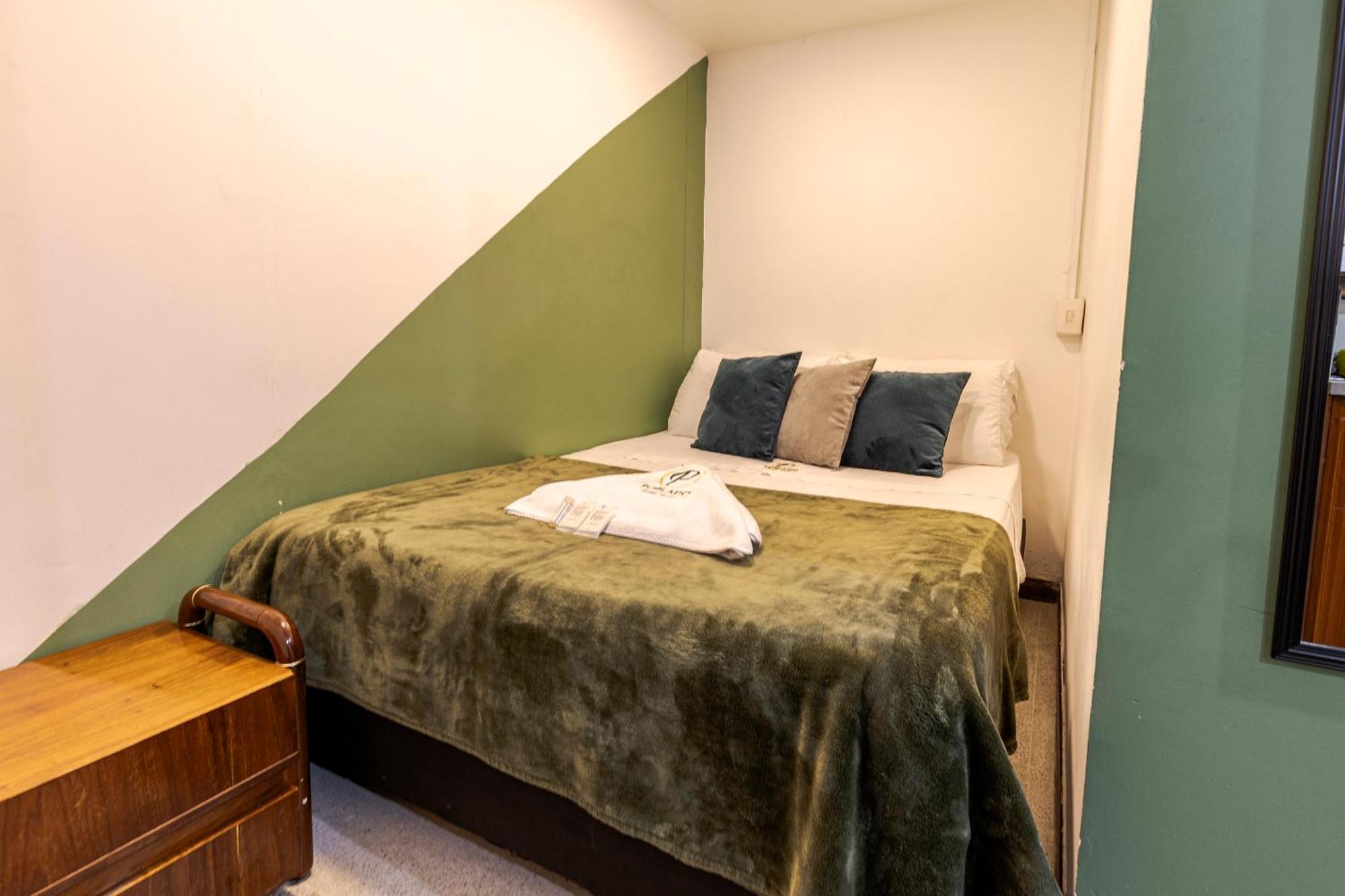 Poblado Guest House 麦德林 外观 照片