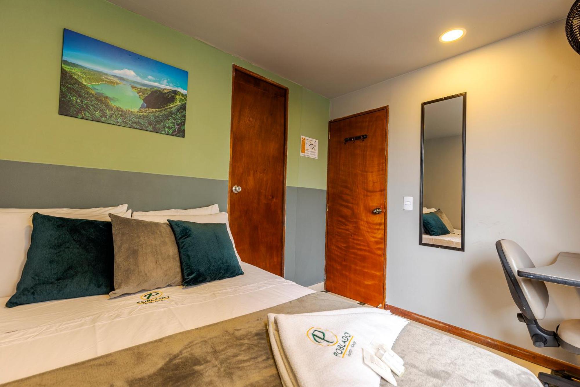 Poblado Guest House 麦德林 外观 照片