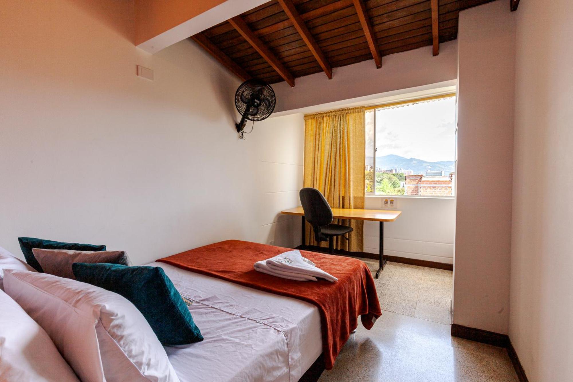 Poblado Guest House 麦德林 外观 照片