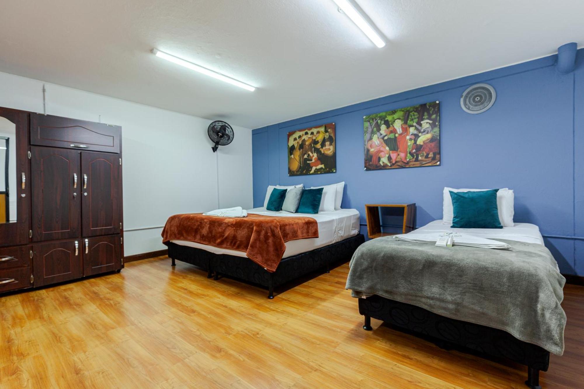 Poblado Guest House 麦德林 外观 照片