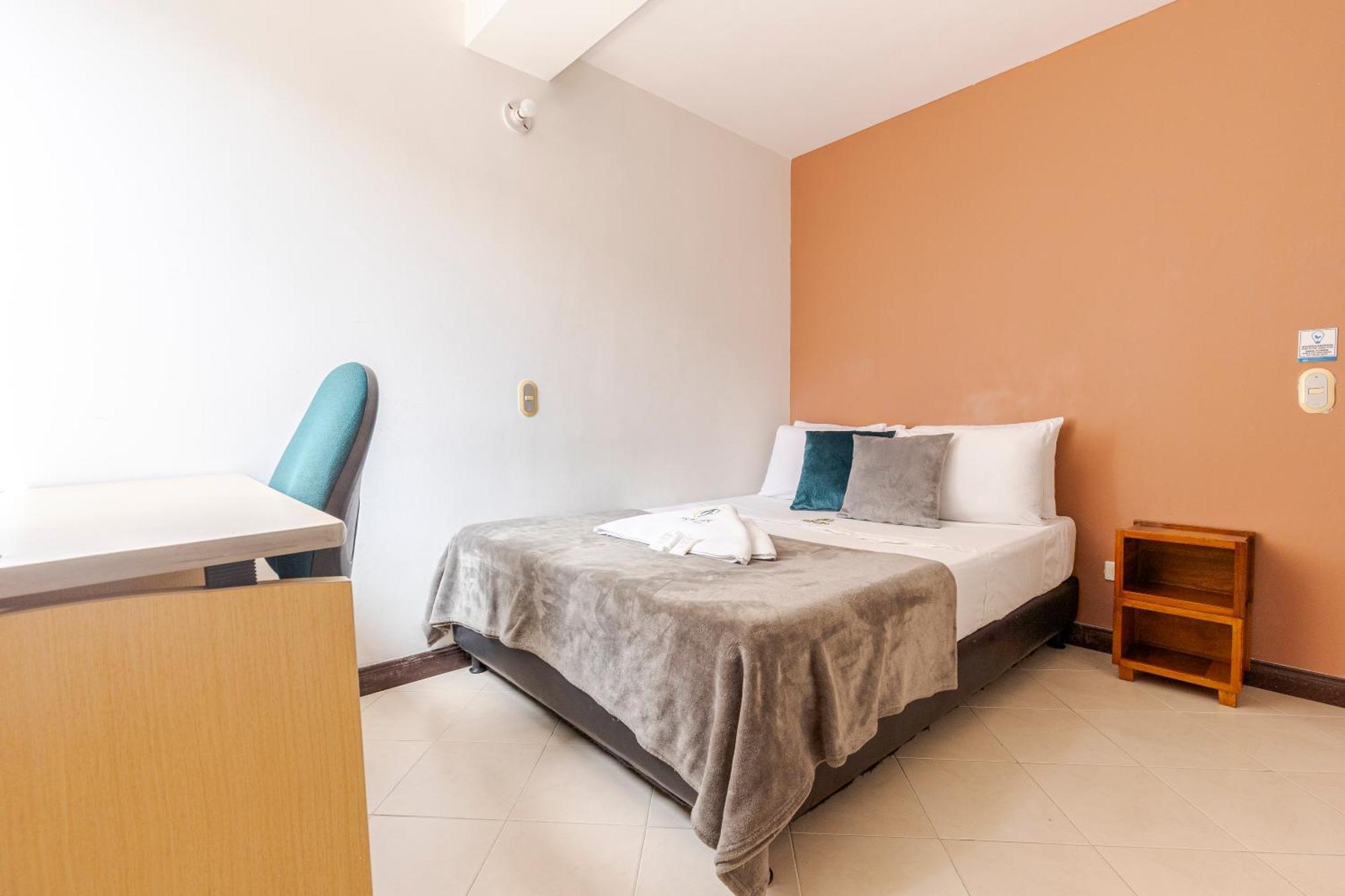 Poblado Guest House 麦德林 客房 照片