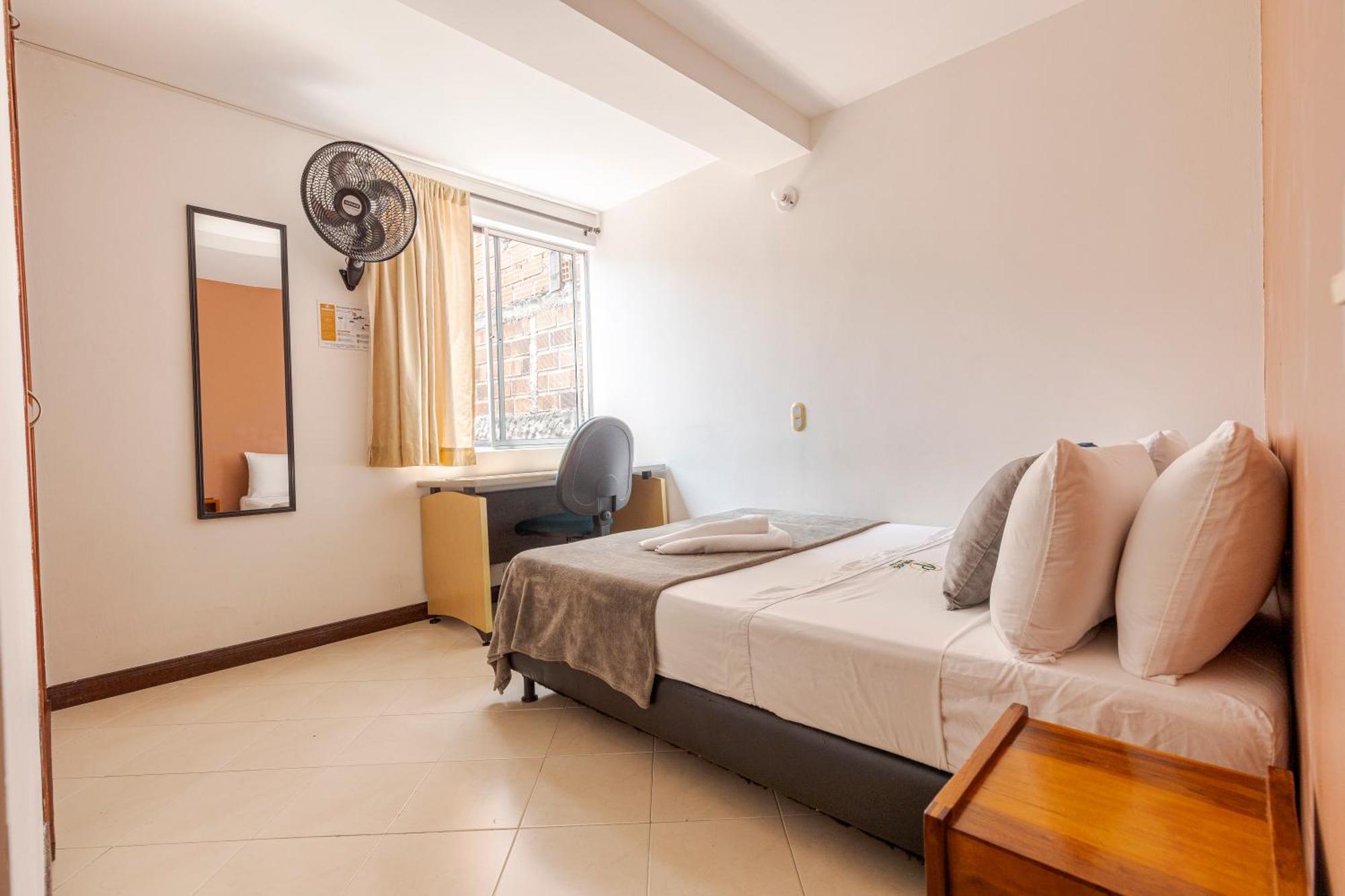 Poblado Guest House 麦德林 客房 照片