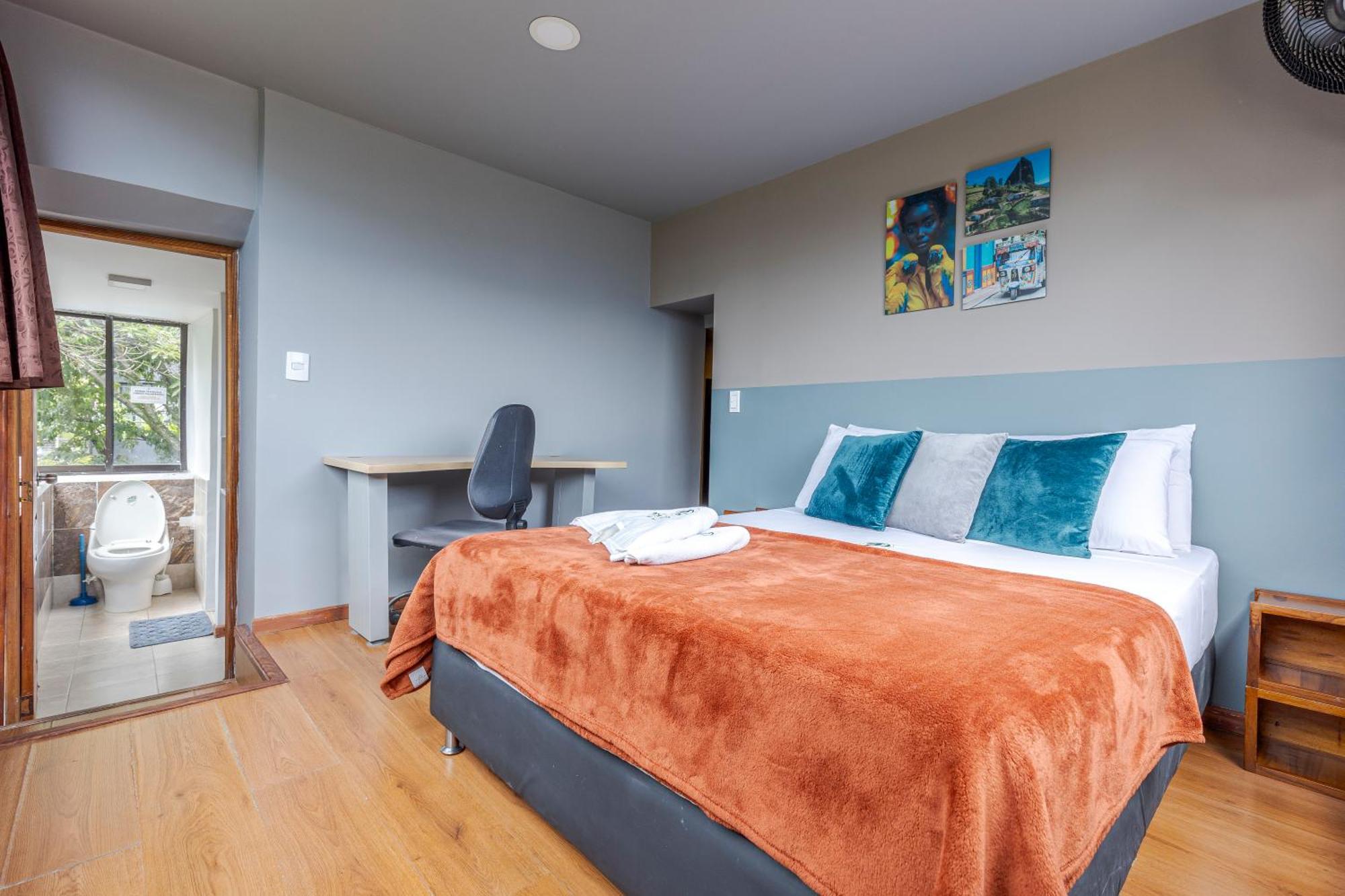 Poblado Guest House 麦德林 外观 照片