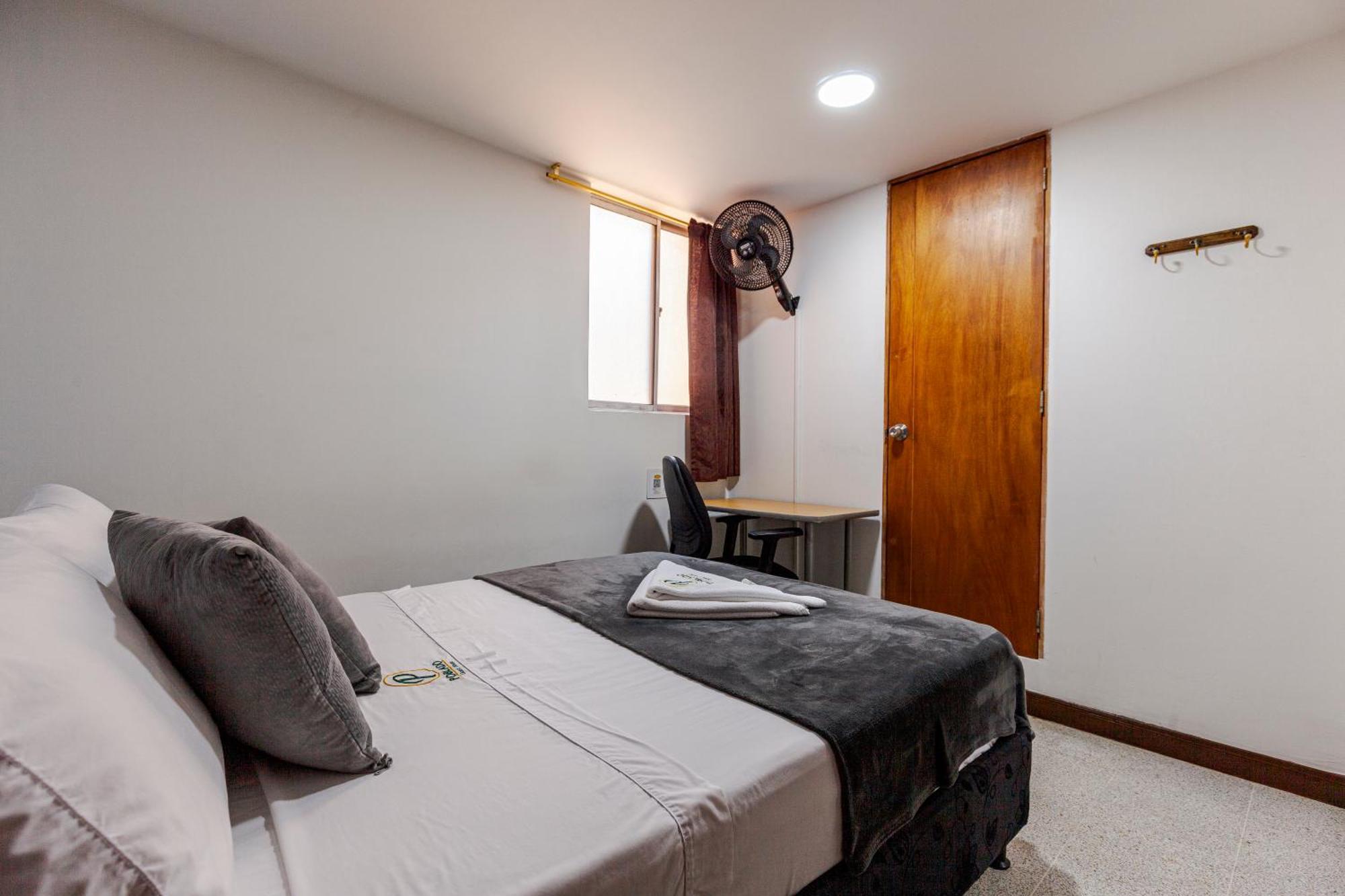 Poblado Guest House 麦德林 客房 照片